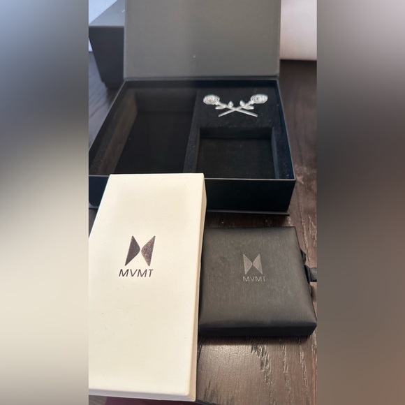 MVMT Santa Monica Black Leather Strap Watch 38mm Box Set with Bracelet - Picture 1 of 11